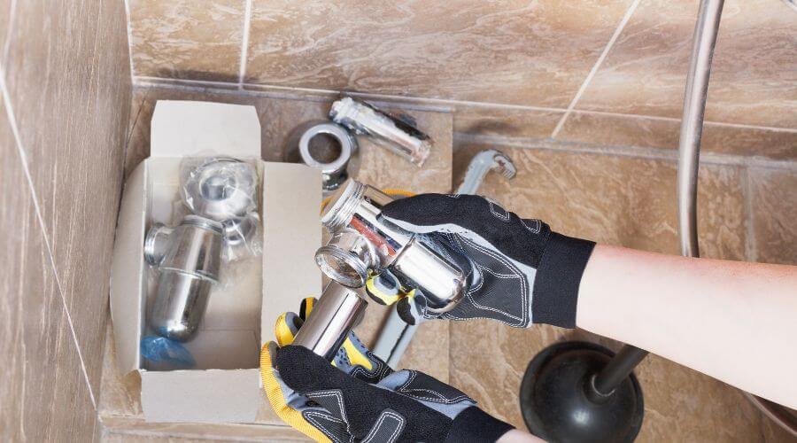 Professional gutter cleaning in Fisher, LA
